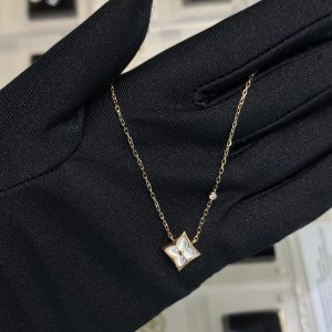 Lắc tay Louis Vuitton 18k kim cương